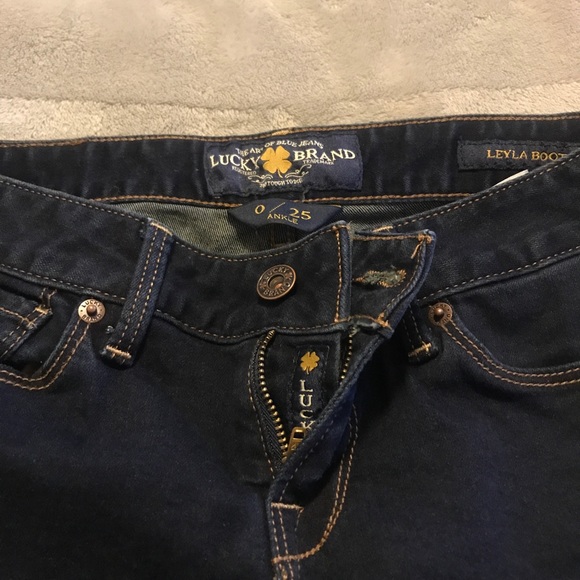 NWOT Lucky Brand Boot Cut - Picture 2 of 5